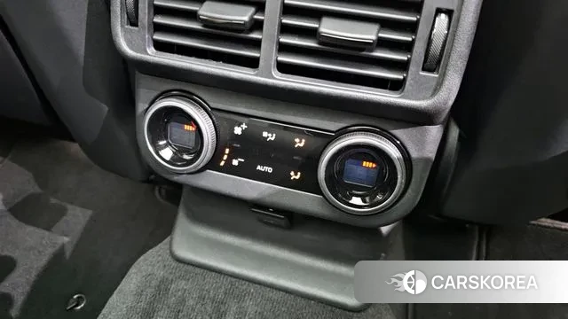 Land Rover Range Rover Velar id 3575882 из Кореи 8