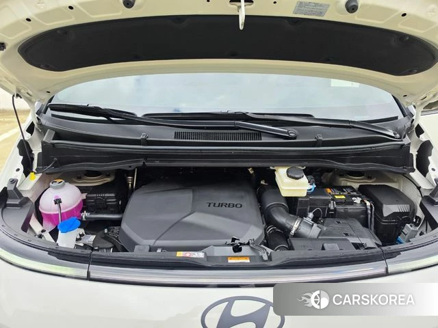 Hyundai Staria id 4359901 из Кореи 8