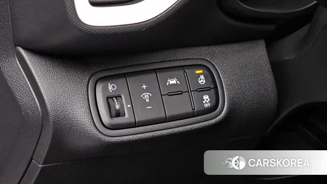 Hyundai Venue id 3697345 из Кореи 8