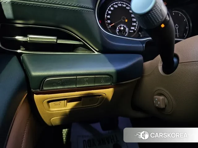 Genesis GV80 id 3721808 из Кореи 8