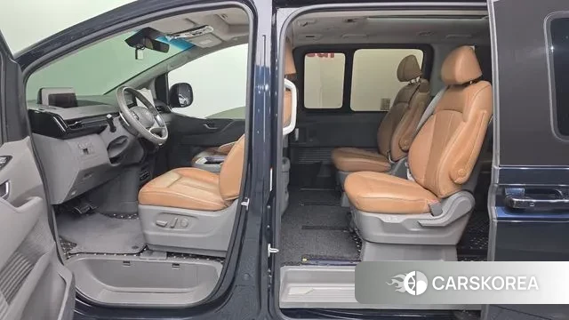 Hyundai Staria id 3546102 из Кореи 8