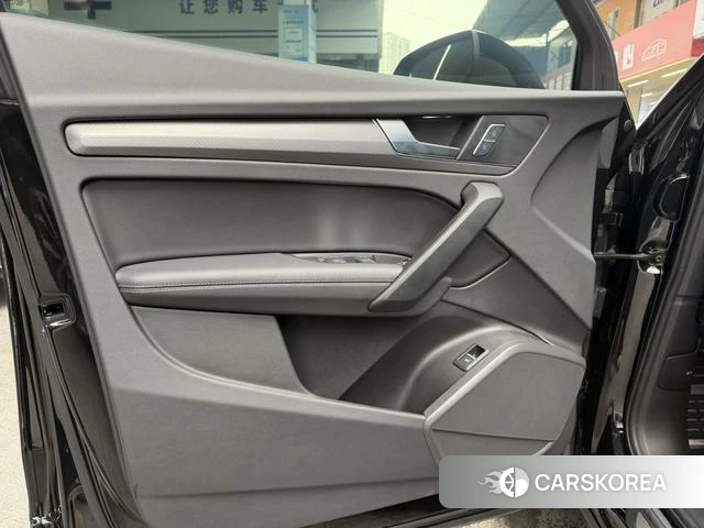 Audi Q5L id 4297962 из Китая 8
