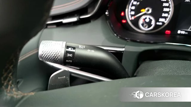 Genesis GV70 id 4231946 из Кореи 8