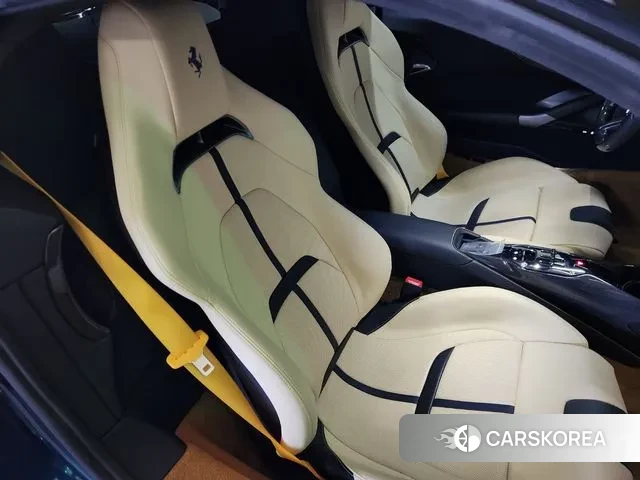 Ferrari SF90 Stradale id 3701179 из Кореи 8