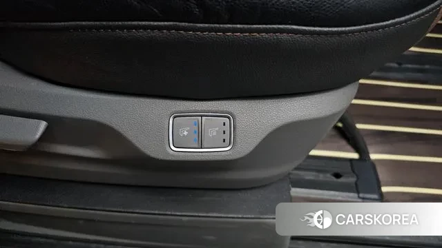 Hyundai Staria id 3777650 из Кореи 8