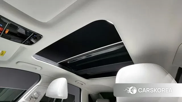 Hyundai Grandeur (GN7) id 3675413 из Кореи 8