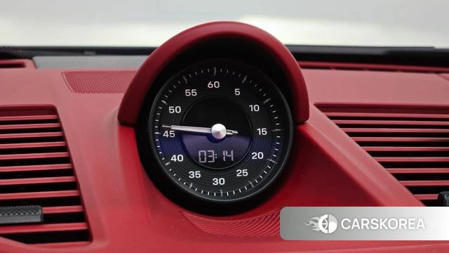 Porsche 911(992) id 4225072 из Кореи 8