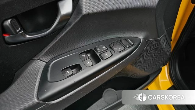 Hyundai Veloster (JS) id 4269415 из Кореи 8