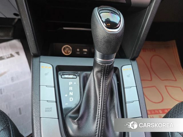 Hyundai Avante AD id 3919884 из Кореи 8