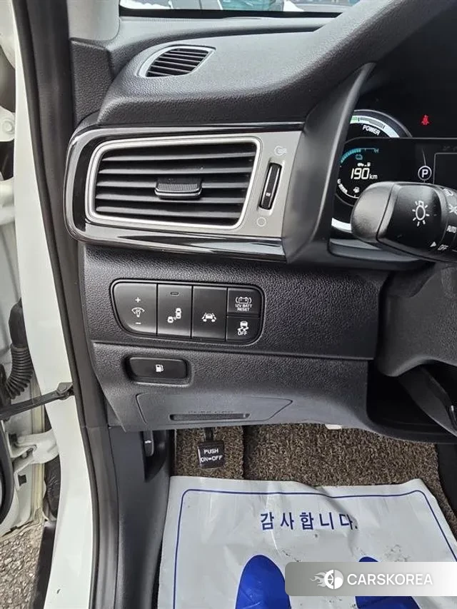 Kia Niro id 3455030 из Кореи 8