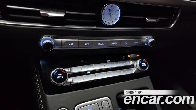 Genesis G90 id 2870475 из Кореи 8