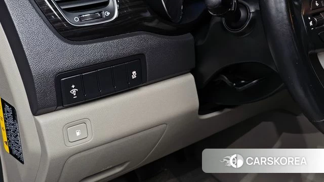 Kia The New Carnival id 4563144 из Кореи 8