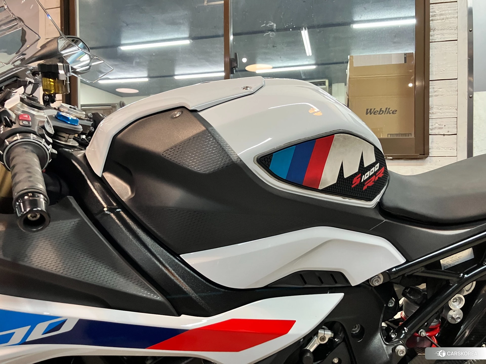 Проданный BMW S1000RR M PACKAGE id 4391967 из Японии, фото 8