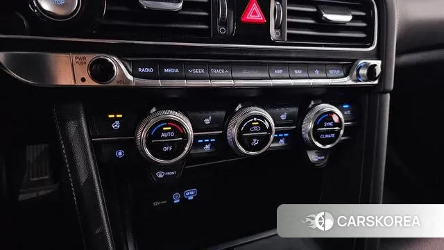 Genesis G70 id 3407749 из Кореи 8