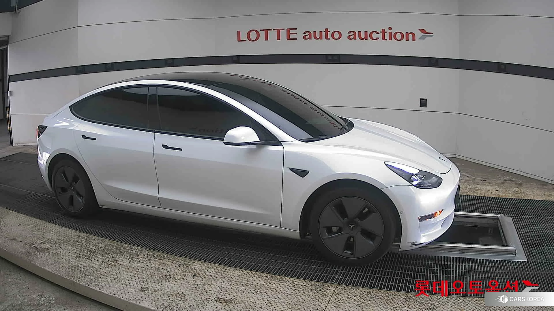 Tesla Model 3 Long Range id 3888286 из Кореи 8