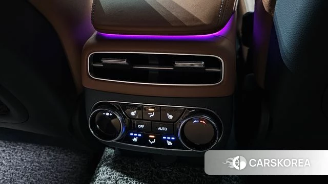 Genesis GV70 id 3915305 из Кореи 8