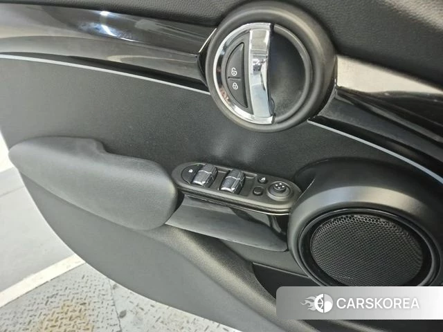 Mini Cooper id 4541285 из Кореи 8