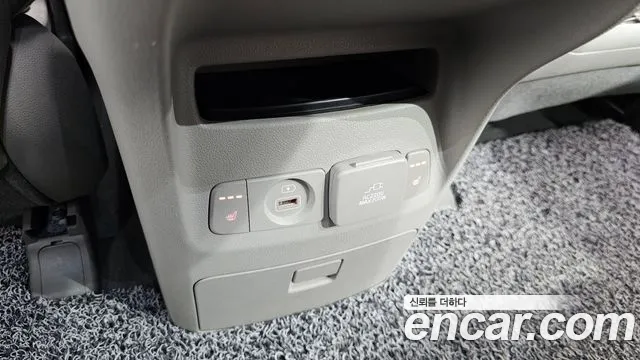 Kia The New Carnival id 2658878 из Кореи 8