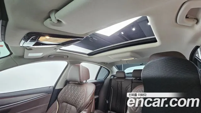 BMW 5 Series (G30) id 2849543 из Кореи 8