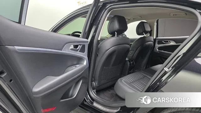 Genesis The New G70 id 3003886 из Кореи 8