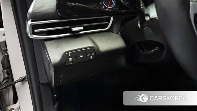 Hyundai Avante (CN7) id 3721914 из Кореи 8