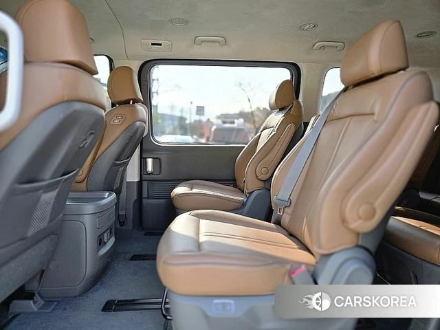 Hyundai Staria id 3883950 из Кореи 8