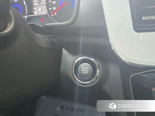 Ssangyong The New Tivoli id 3679948 из Кореи 8