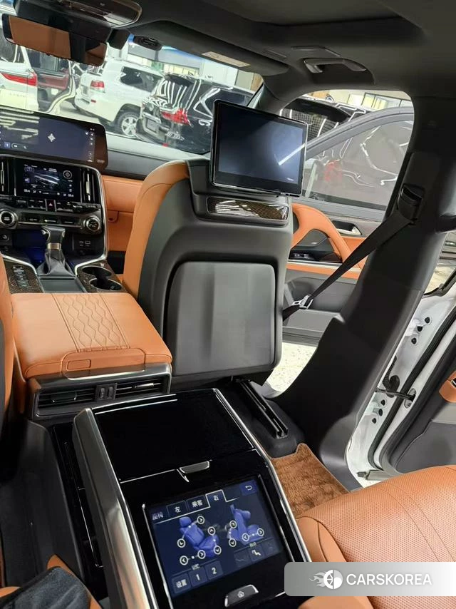 Lexus LX id 4258817 из Китая 8