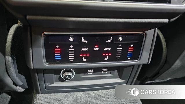 Lamborghini Urus id 3940776 из Кореи 8