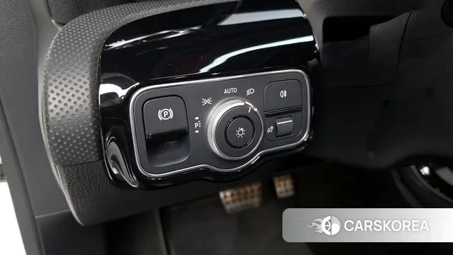 Mercedes-Benz A-Class W177 id 3787385 из Кореи 8