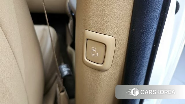 Kia The New Carnival id 3924442 из Кореи 8