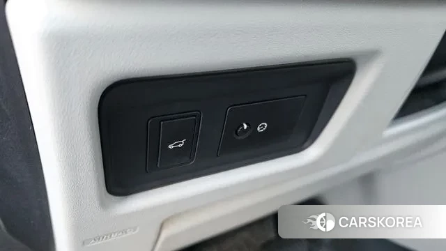 Land Rover Discovery Sports id 3440112 из Кореи 8