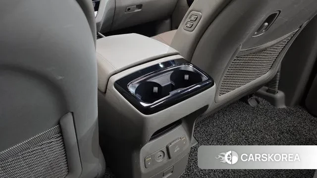 Kia All New Carnival id 3480386 из Кореи 8