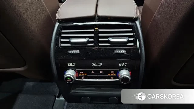 BMW 5 Series (G30) id 3612328 из Кореи 8