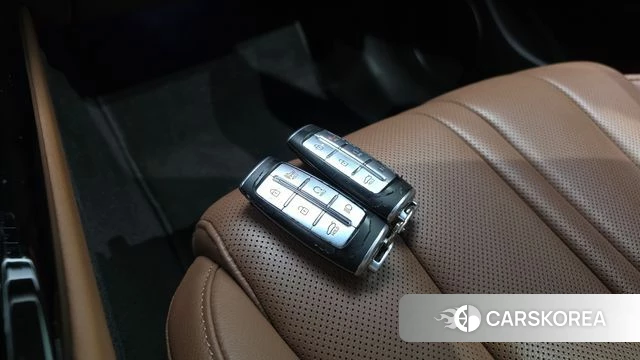 Genesis G80 (RG3) id 4196369 из Кореи 8