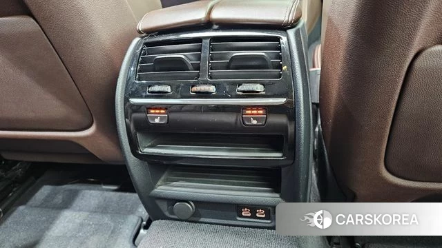 BMW 5 Series (G30) id 4937125 из Кореи 8