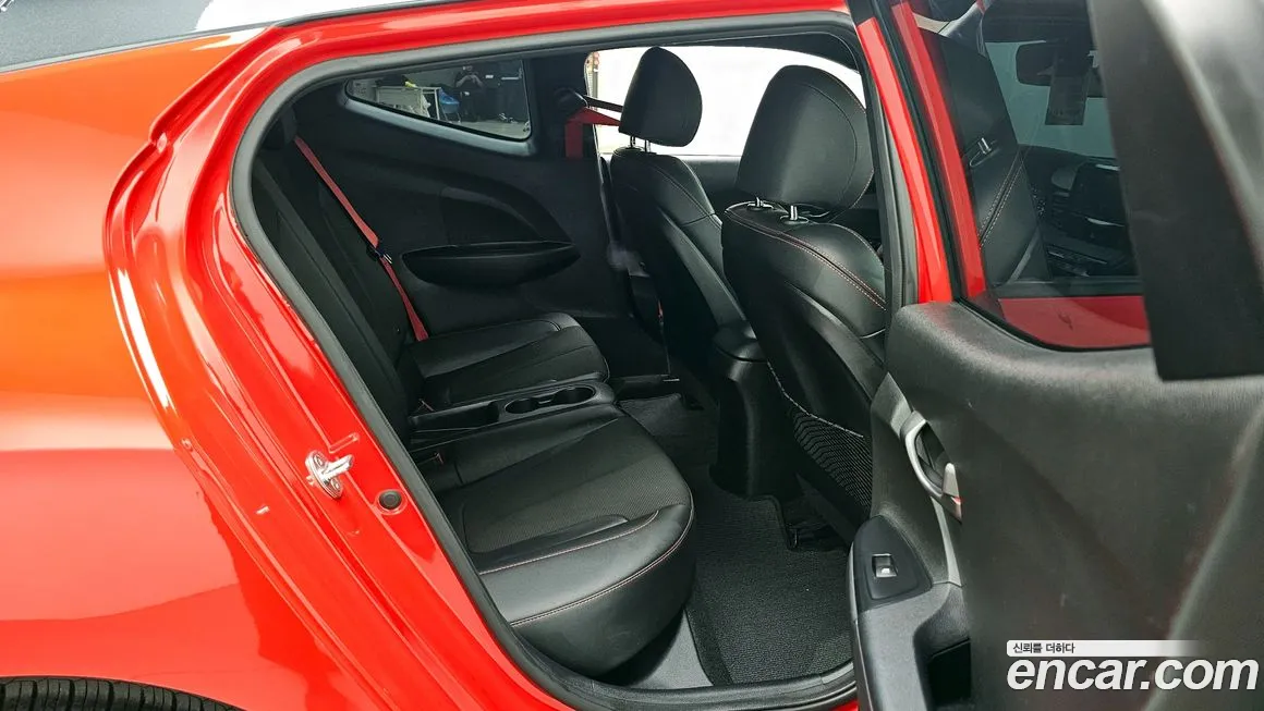 Hyundai Veloster (JS) id 2070261 из Кореи 8