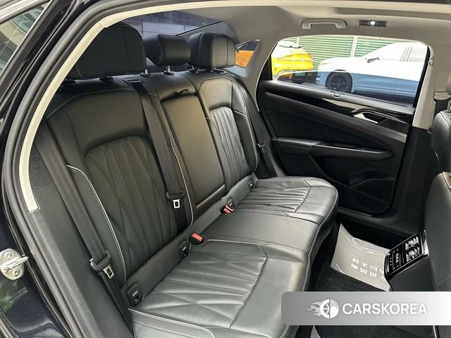 Volkswagen Passat id 4301424 из Китая 8