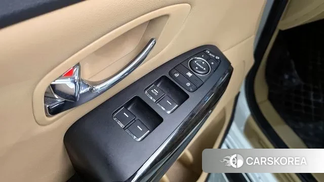 Kia The New Carnival id 3391328 из Кореи 8