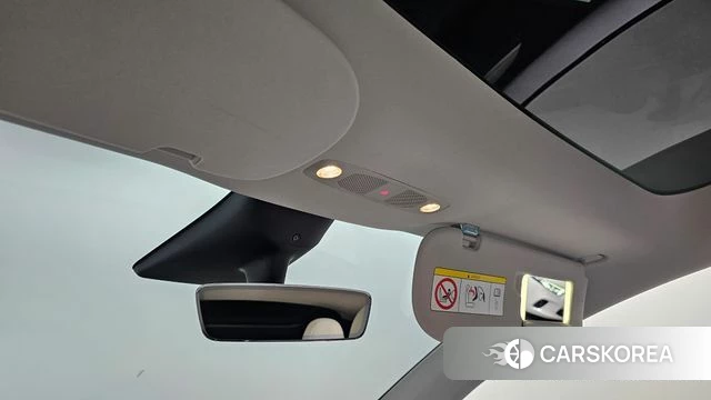 Tesla Model Y id 4381784 из Кореи 8