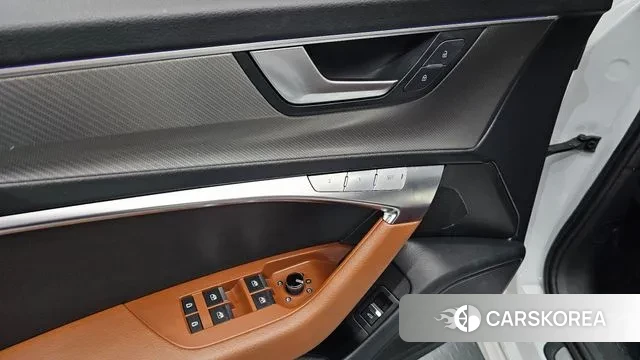 Audi A6 (C8) id 3112023 из Кореи 8