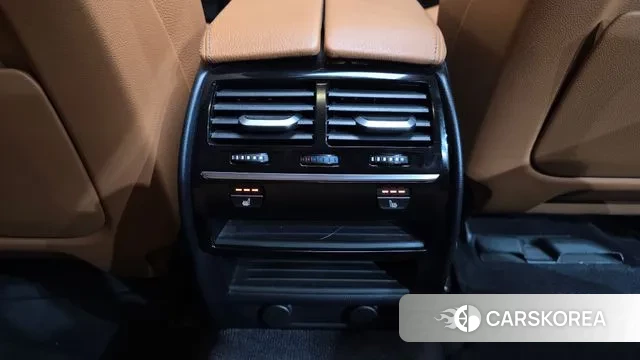 BMW 5 Series (G30) id 3612570 из Кореи 8