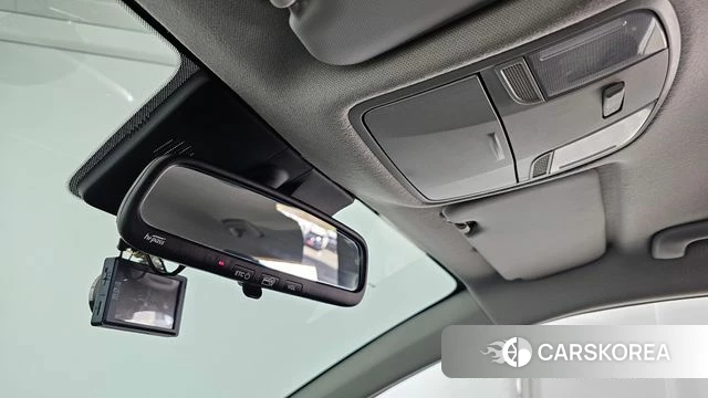 Kia Stonic id 3942612 из Кореи 8