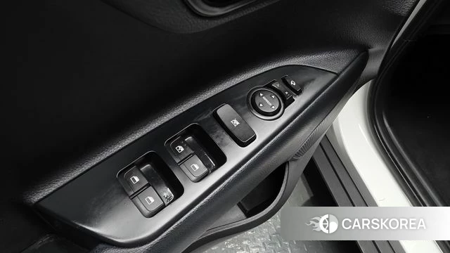 Kia Stonic id 4850009 из Кореи 8