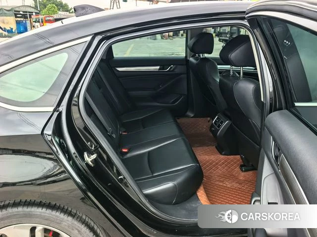 Honda Accord id 4263615 из Китая 8