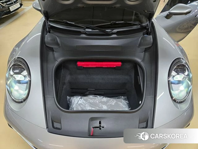 Porsche 911(992) id 3885692 из Кореи 8