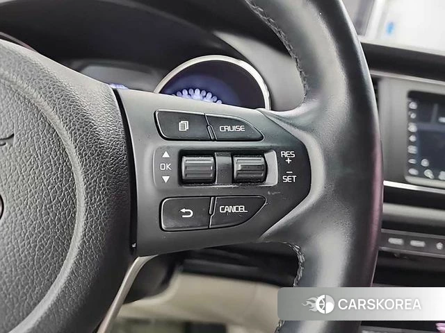 Kia The New Carnival id 4476947 из Кореи 8