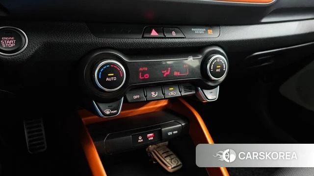 Kia Stonic id 3829245 из Кореи 8