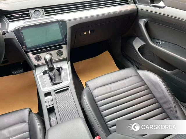 Volkswagen Magotan id 3857672 из Китая 8