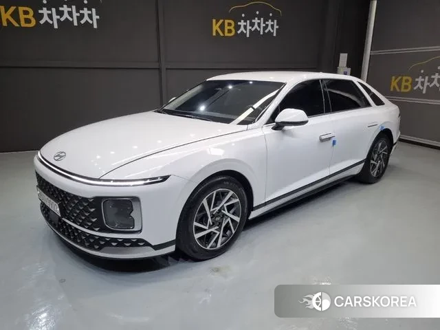 Hyundai Grandeur (GN7) id 3544804 из Кореи 8